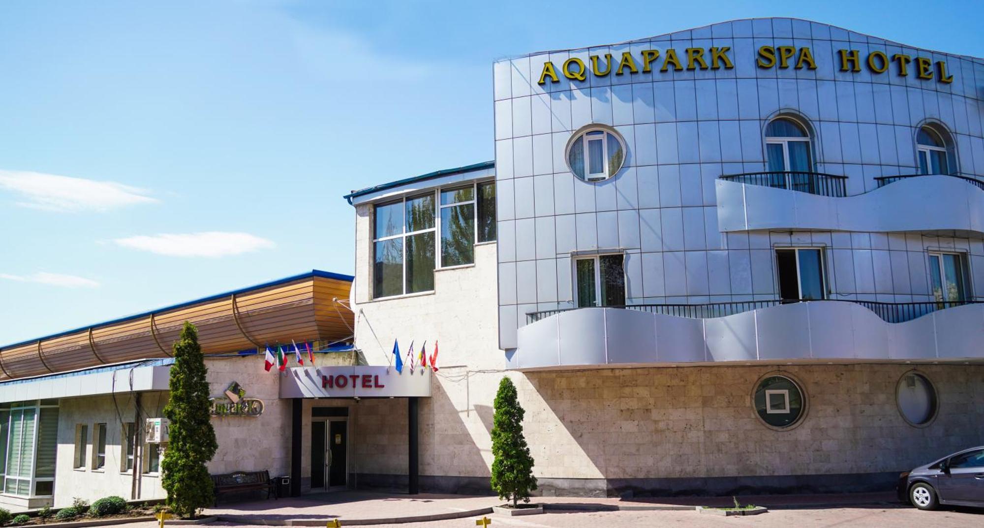 Aquapark Hotel & Villas Erevan Exterior foto